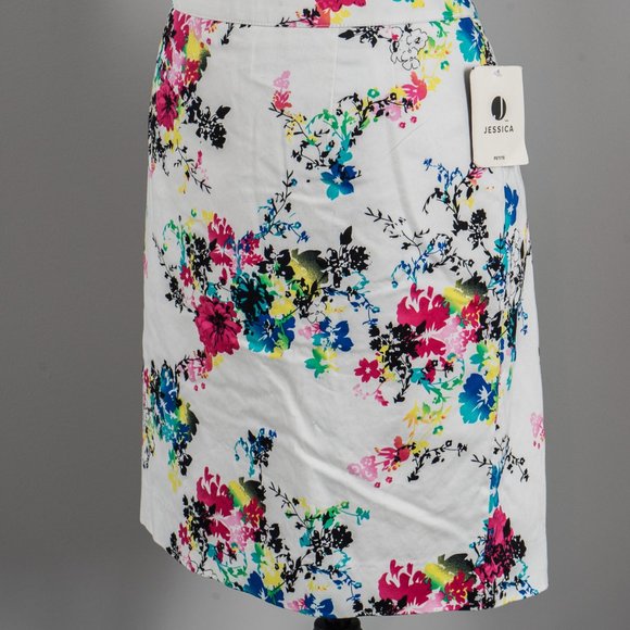 NWT ⭐️ Host Pick⭐️summer floral pencil skirt - sz 10P - Picture 2 of 3
